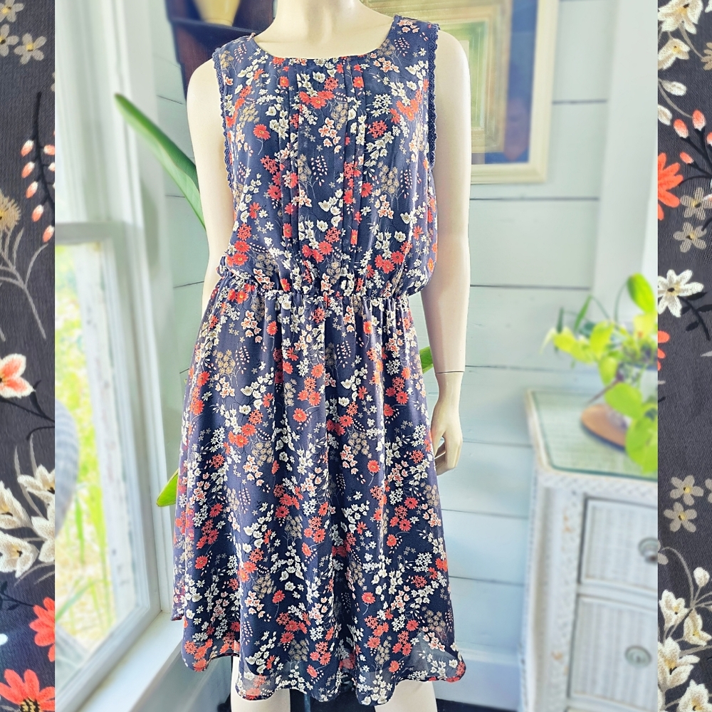 Collective Concepts Women's Knee Length  Sleeveless Crochet Trim Dress  Size L